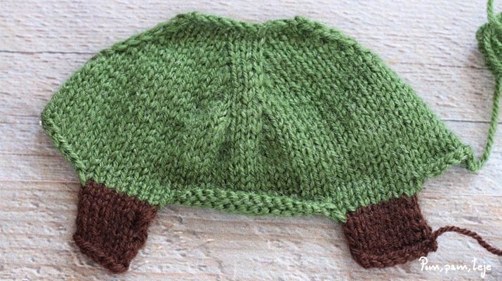 Árbol de navidad tejido a dos agujas