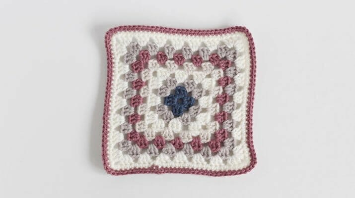 Cómo tejer una manta de granny square