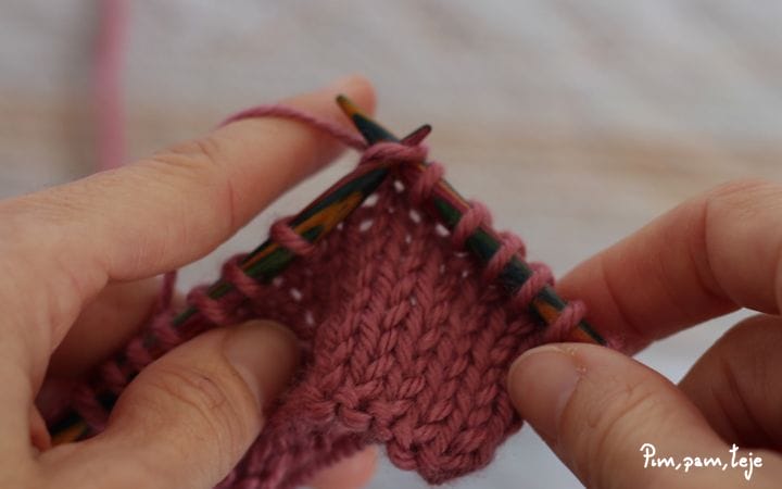 Tejer con la hebra en la mano izquierda: estilo Continental Tejer con la hebra en la mano izquierda: estilo Continental