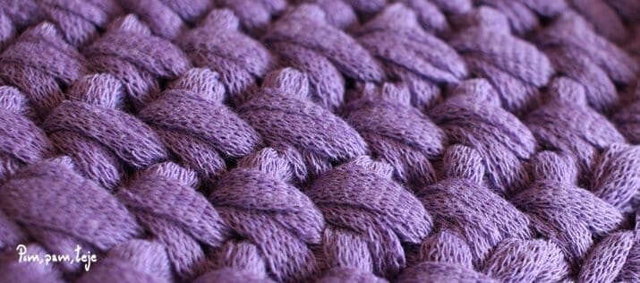 Patrón y diy Bolso de trapillo para ordenador portátil Punto entretejido