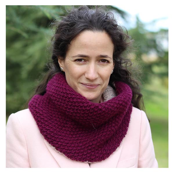 Cuello reversible tejido con agujas circulares