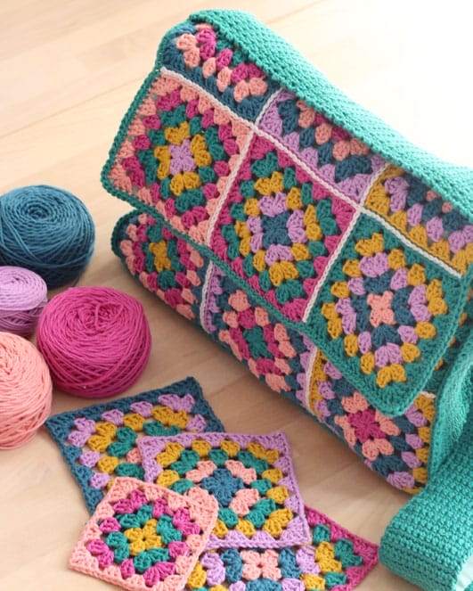 Patron bolso Mumabi para aprender a hacer costuras y acabados en ganchillo